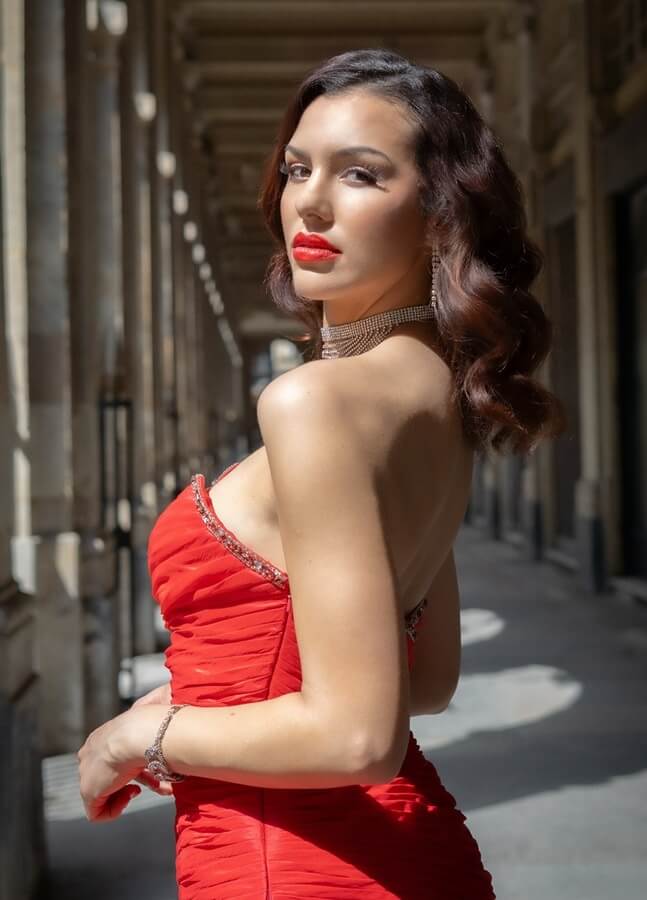 Location Robe Rouge de Gala Agence Venus